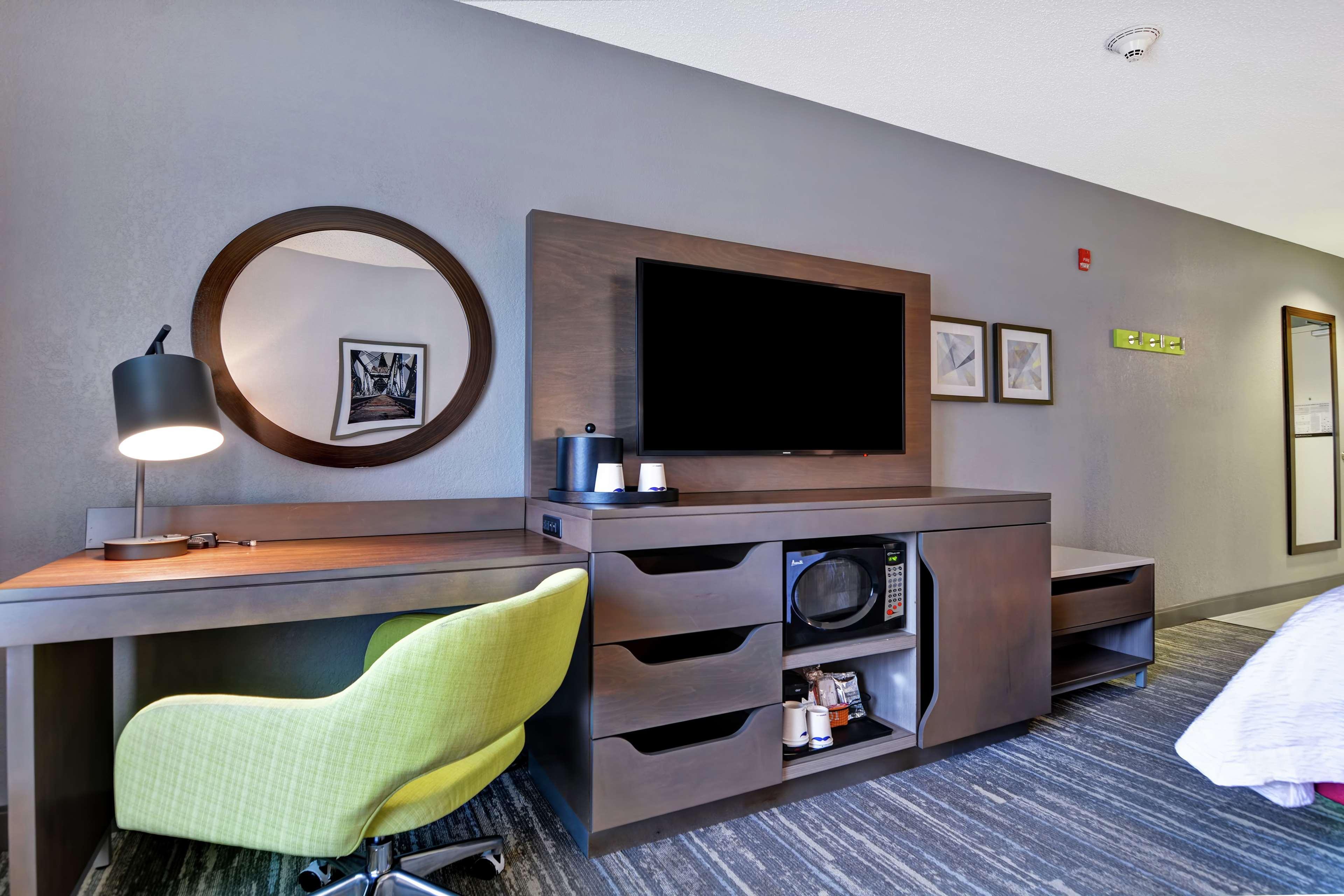 Hampton Inn & Suites Newark-Harrison-Riverwalk Exteriér fotografie