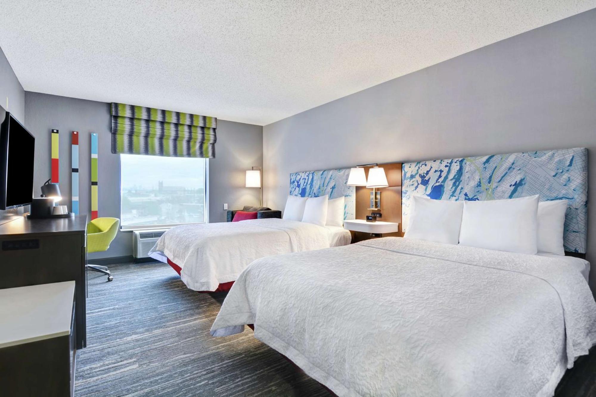 Hampton Inn & Suites Newark-Harrison-Riverwalk Exteriér fotografie