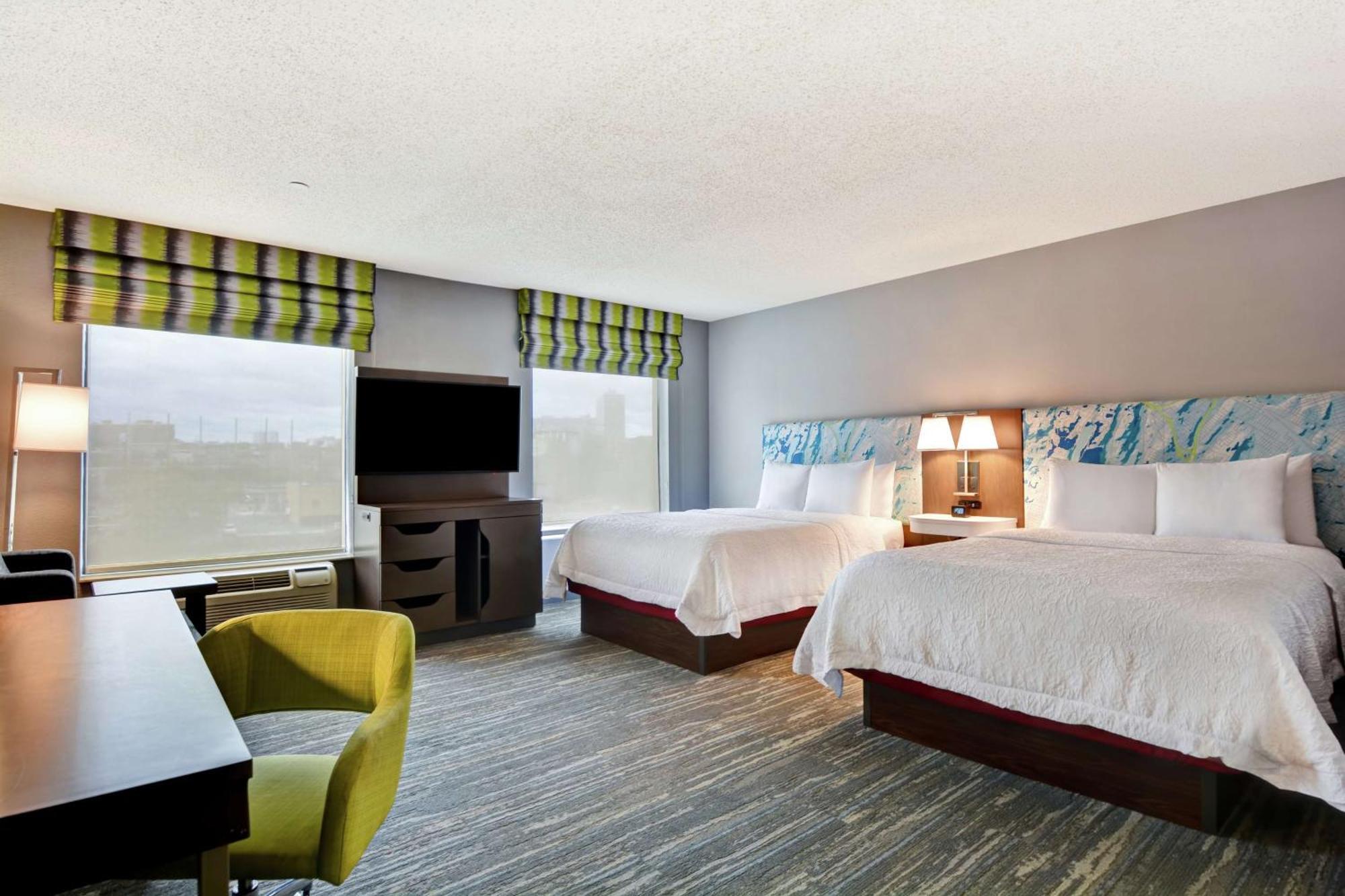 Hampton Inn & Suites Newark-Harrison-Riverwalk Exteriér fotografie